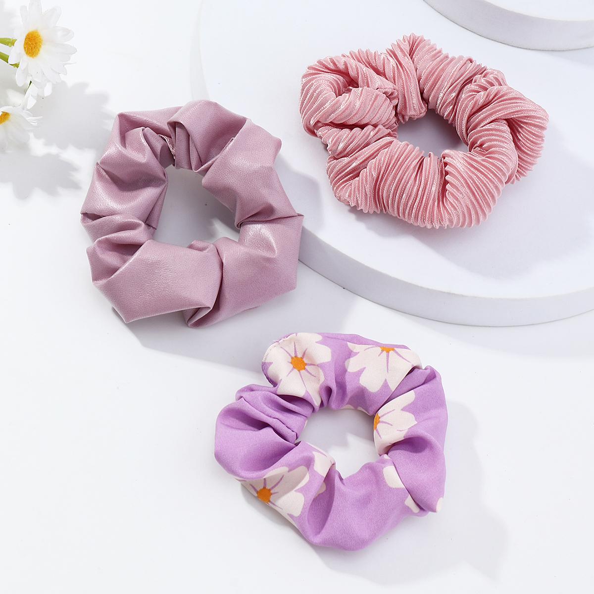 Fashion Floral Pleated Hair Scrunchies Set Wholesale Nihaojewelry display picture 1
