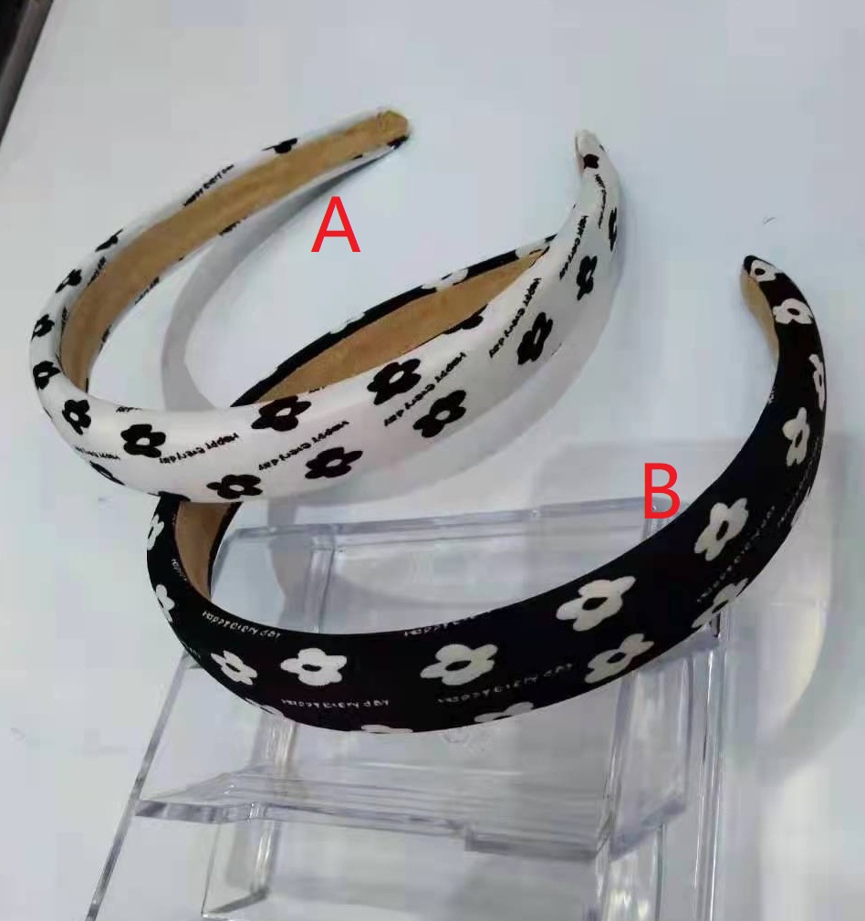 Black White Dots Leopard Print Sponge Hairband Wholesale Nihaojewelry display picture 3