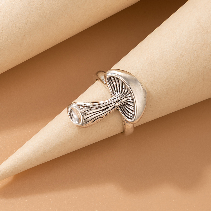 New Simple Three-dimensional Mushroom Alloy Ring Wholesale Nihaojewelry display picture 6