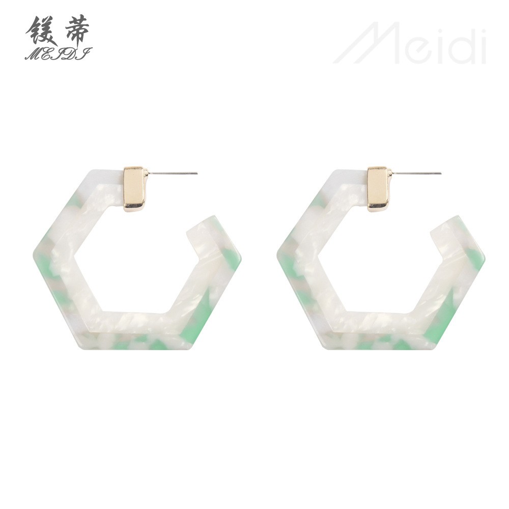 Hexagonal Geometric Resin Earrings Wholesale Nihaojewelry display picture 3