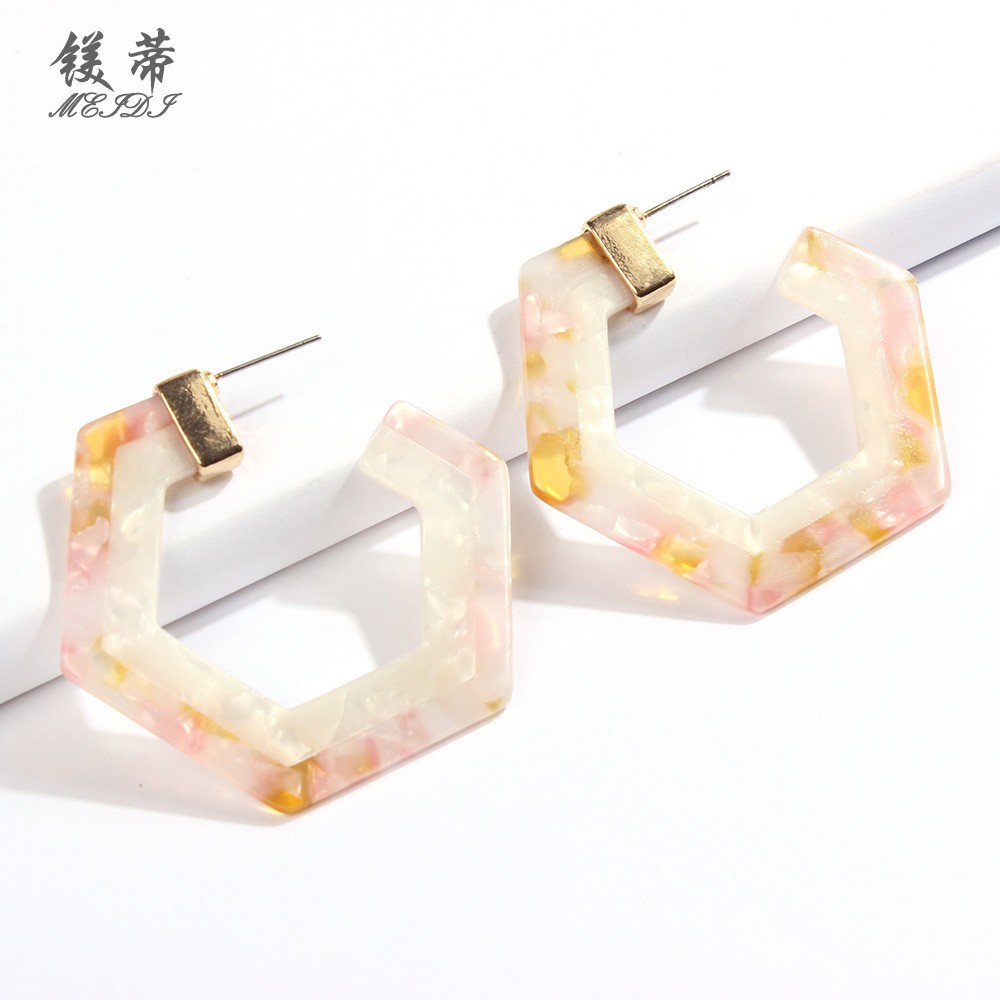 Hexagonal Geometric Resin Earrings Wholesale Nihaojewelry display picture 4