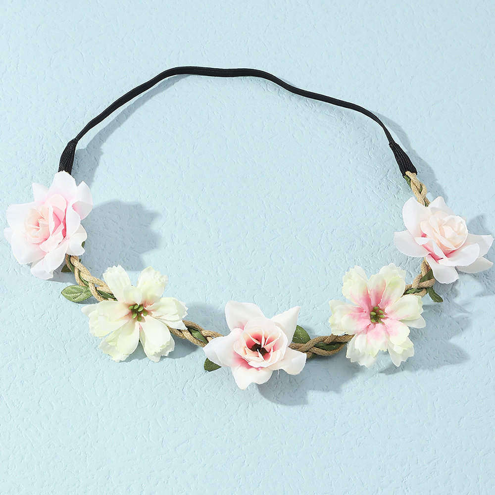 Cute Flower Wreath Headband Wholesale Nihaojewelry display picture 1