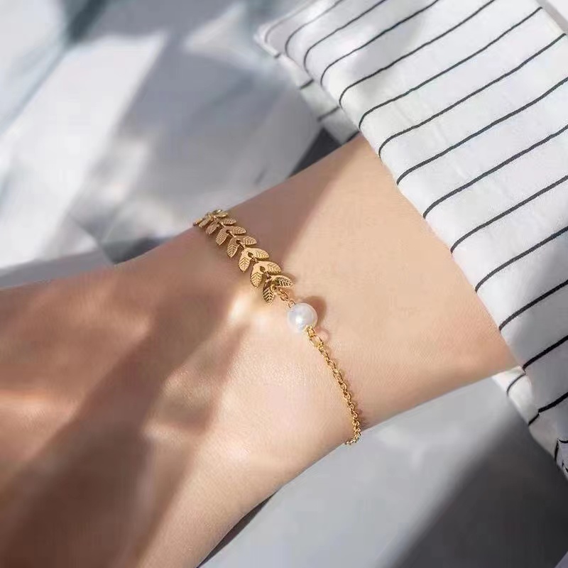 Simple Temperament Wheat Ear Gold Bracelet Fashion All-match Adjustable Pearl Stainless Steel Bracelet display picture 1