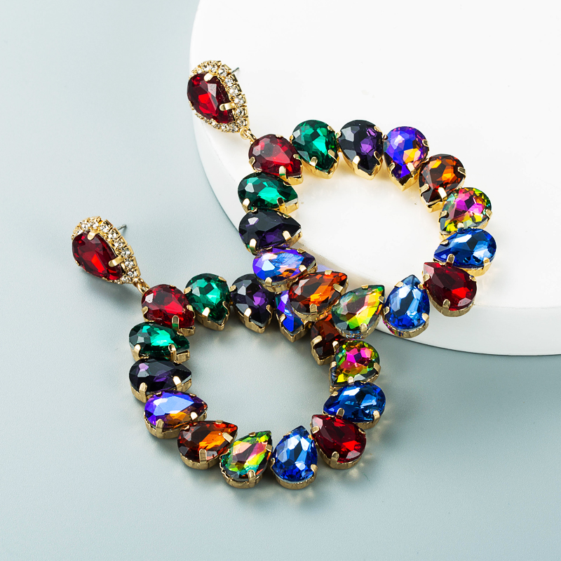 Farbiger Glasdiamant Hohle Tropfenförmige Hängende Ohrringe Großhandel Nihaojewelry display picture 5