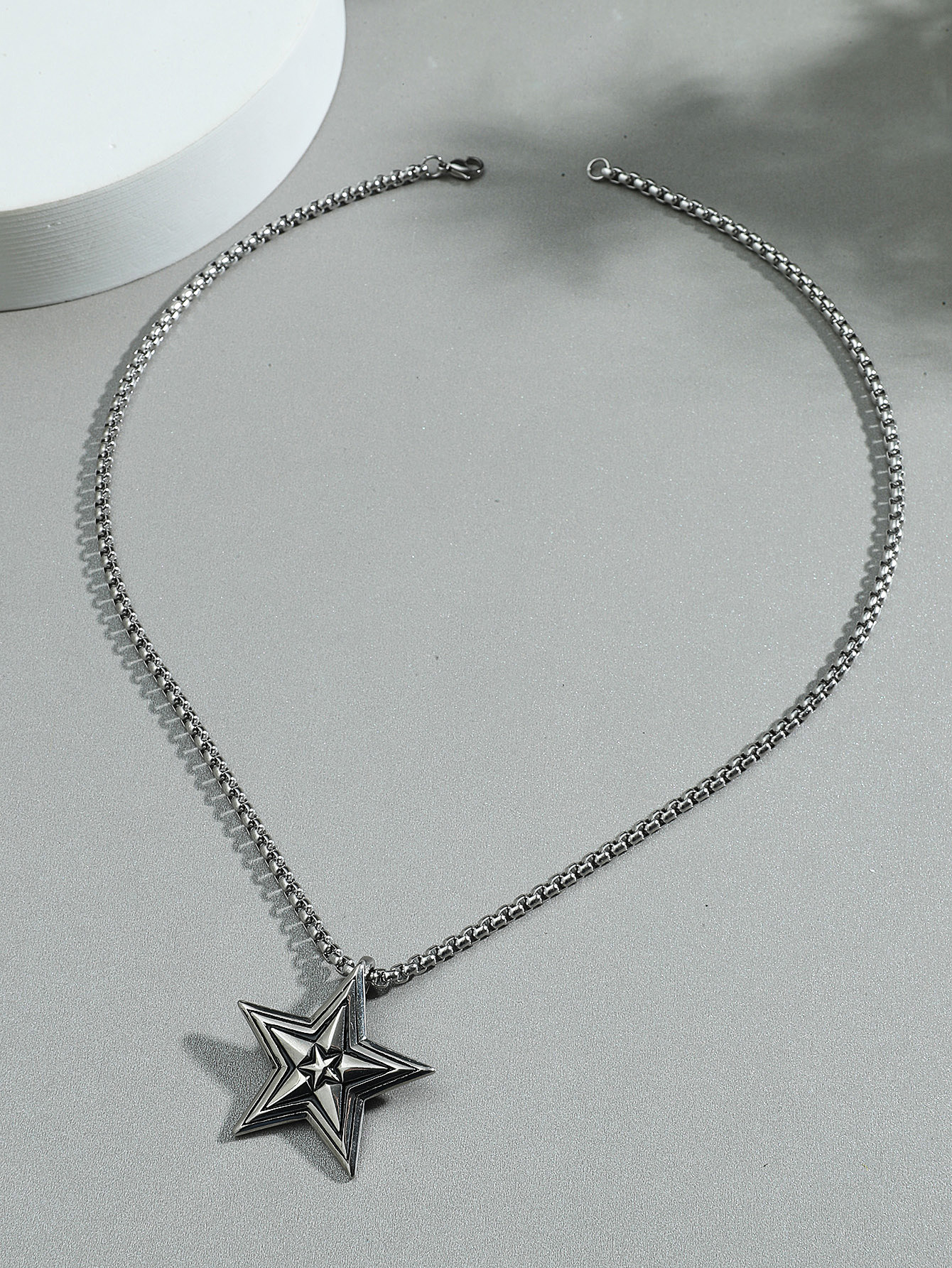 European And American Fashion Brand Personality Fashion Accessories Pendant Titanium Steel Punk Style Five-pointed Star Pendant Necklace display picture 1