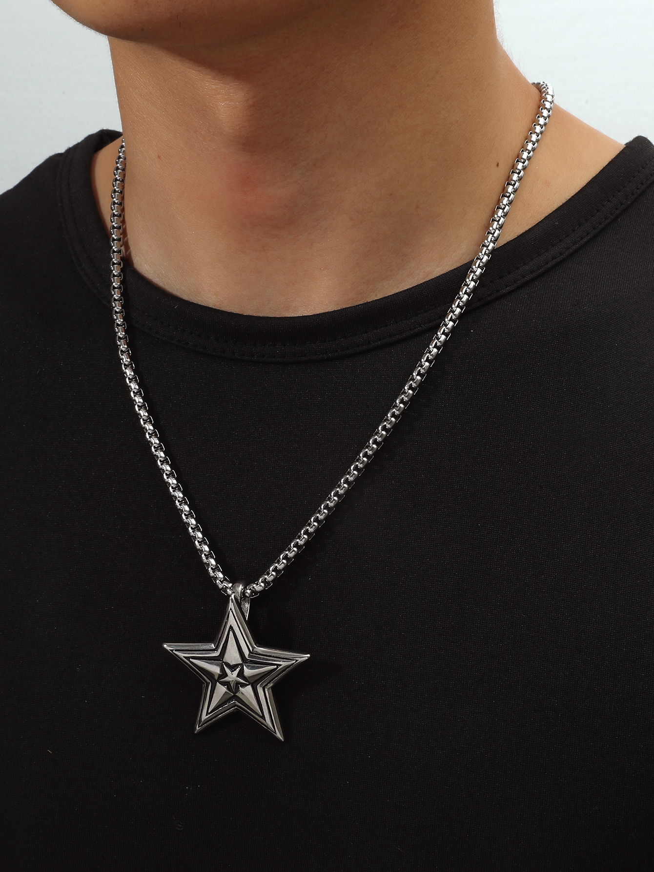 European And American Fashion Brand Personality Fashion Accessories Pendant Titanium Steel Punk Style Five-pointed Star Pendant Necklace display picture 2