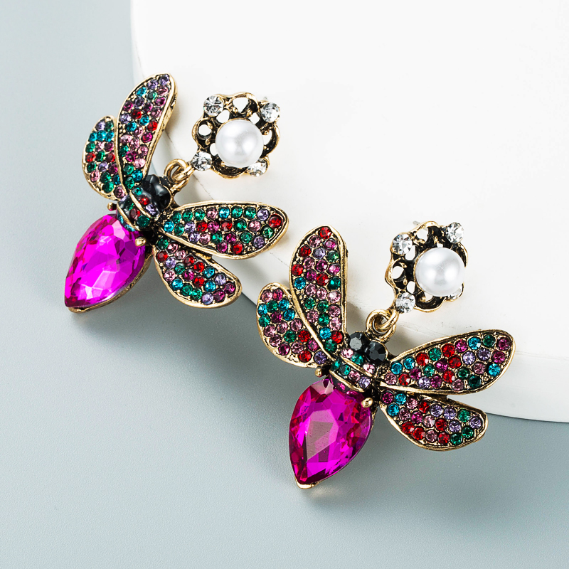 Mode Tendance Couleur Diamant Papillon Perle Alliage Boucles D'oreilles En Gros Nihaojewelry display picture 3