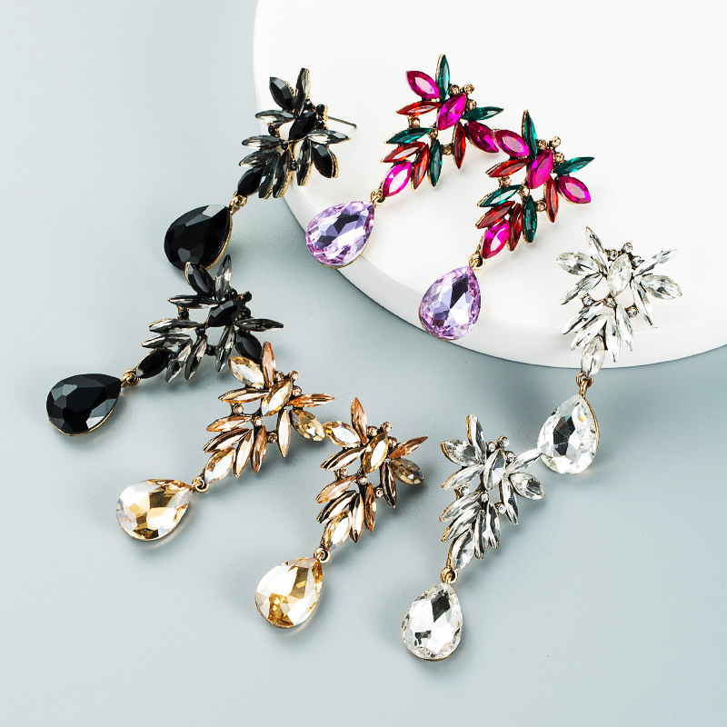 New Fashion Geometric Drop-shaped Pendant Alloy Earrings Wholesale Nihaojewelry display picture 2