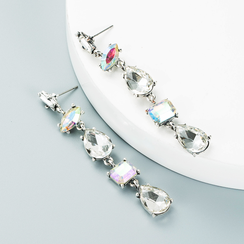 New Style Drop-shaped Glass Diamond Tassel Earrings Wholesale Nihaojewelry display picture 5