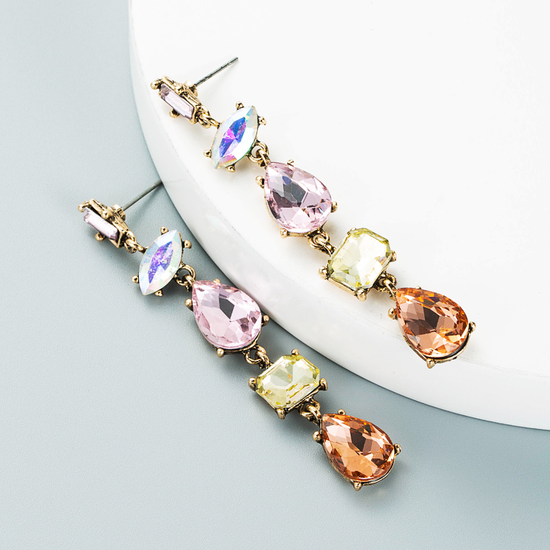 New Style Drop-shaped Glass Diamond Tassel Earrings Wholesale Nihaojewelry display picture 6