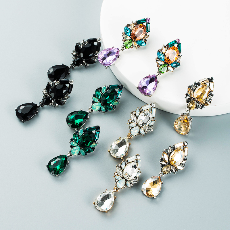 Mode Farbe Legierung Eingelegte Tropfen Förmige Glas Diamant Ohrringe Großhandel Nihao Schmuck display picture 2