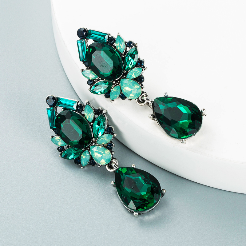 Mode Farbe Legierung Eingelegte Tropfen Förmige Glas Diamant Ohrringe Großhandel Nihao Schmuck display picture 8
