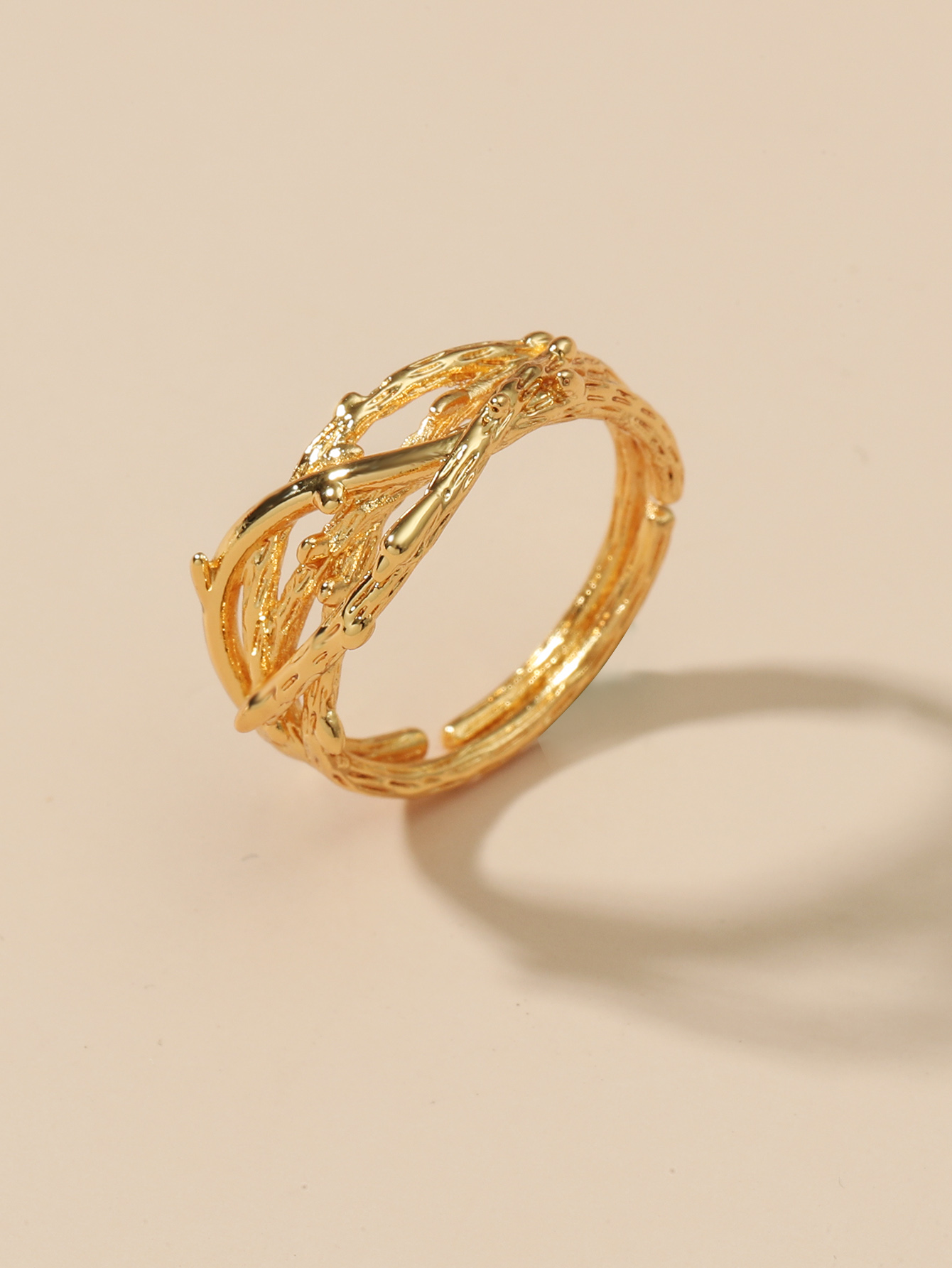 Korean Style Golden Irregular Branchs Open Ring Wholesale Nihaojewelry display picture 1