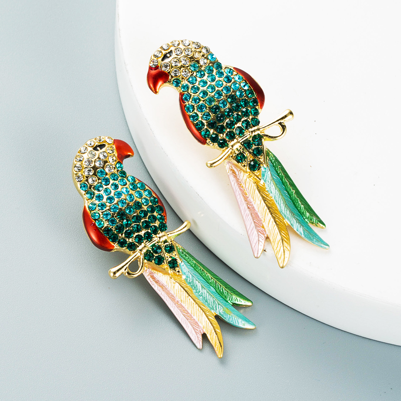 Korean Rhinestone Diamond-studded Parakeet Earrings Wholesale Nihaojewelry display picture 7