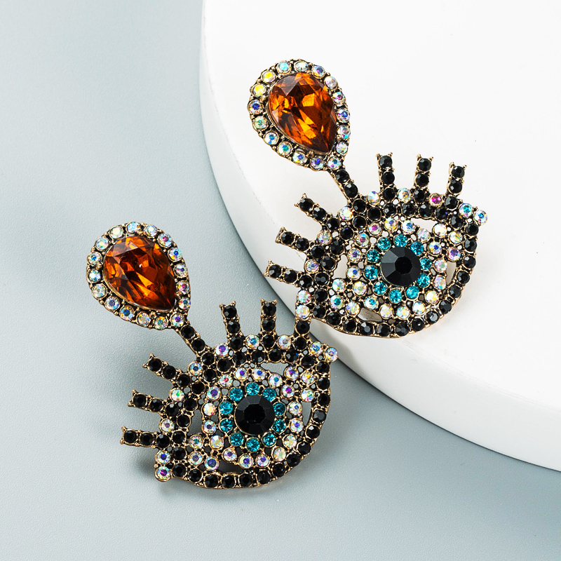 Retro Diamond-studded Devil's Eye Earrings Wholesale Nihaojewelry display picture 9