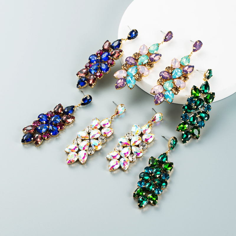 Retro Full Diamond Color Rhinestone Glass Diamond Flower Earrings Wholesale Nihaojewelry display picture 2