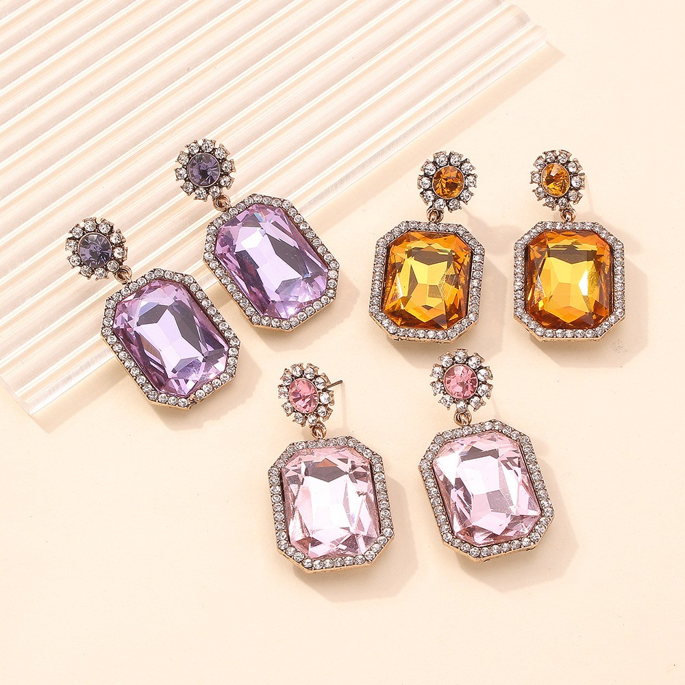 Boucles D&#39;oreilles Carrées En Diamant De Mode En Gros Nihaojewelry display picture 3