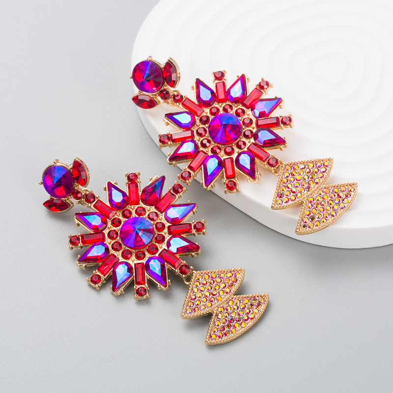 European And American Fashion Exaggerated Color Rhinestone Pendant Earrings display picture 9
