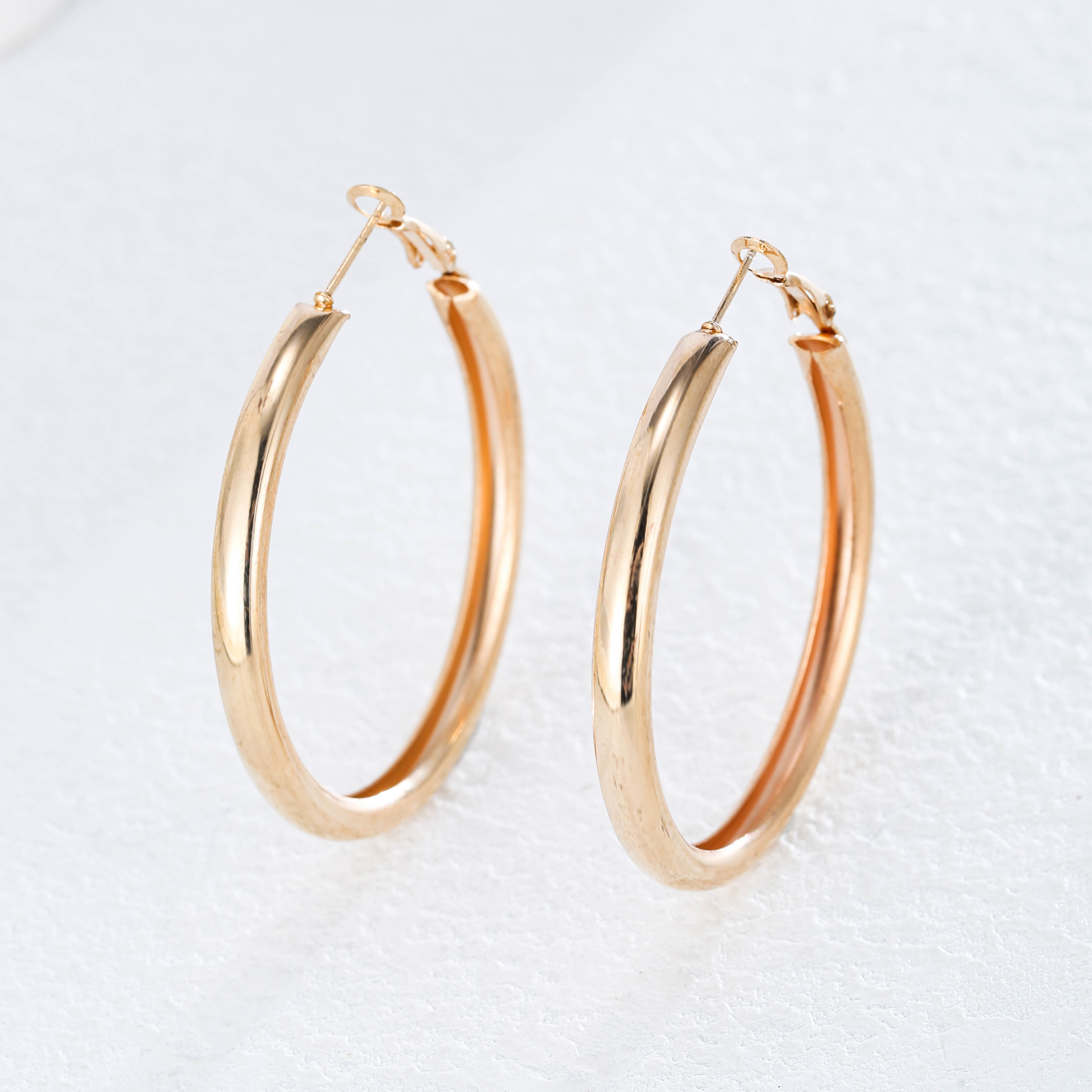 New Fashion Simple Geometric Large Hoop Earrings Accessories display picture 1