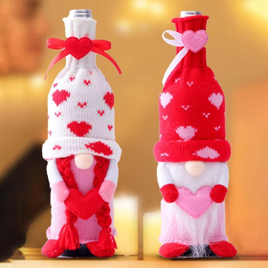 Valentine's Day Decorative Red Wine Cover Faceless Doll Heart Wine Bottle Cover display picture 2