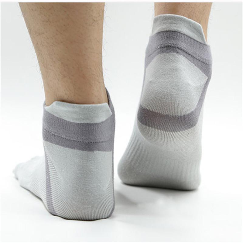 Four Seasons Short-tube Sports Split-toe Socks Breathable Mesh Cotton Socks Five-finger Socks Men&#39;s Socks display picture 6