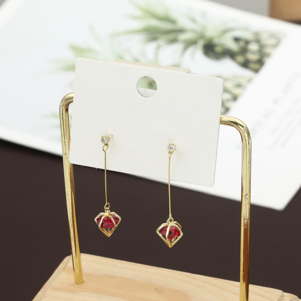 Classic Geometric Red Zircon Inlaid Metal Fashion Copper Earrings display picture 1