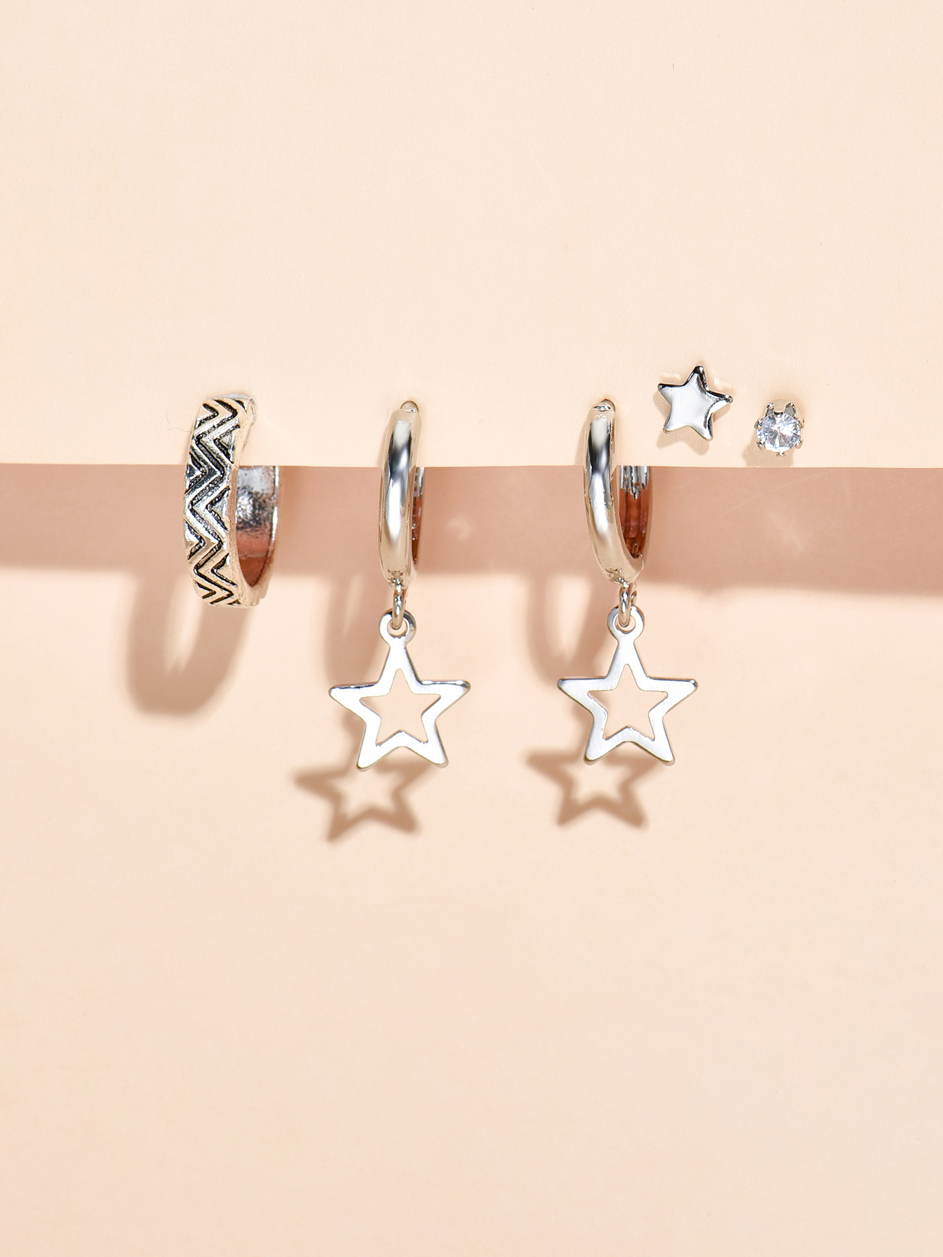 Fashion Multi-piece Star Shaped Alloy Earrings Wholesale display picture 1
