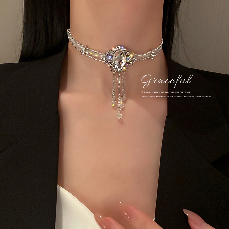 Mode Übertriebene Halskette Mit Diamanten Und Kristall-reis-perlen-halskette display picture 6
