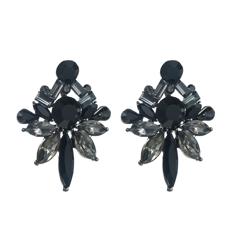 Fashion New Exaggerated Alloy Diamond Geometric Earrings Female display picture 6