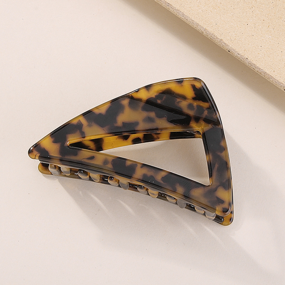Beige Leopard Triangle Personalized Retro Triangle Resin Hair Clip display picture 5