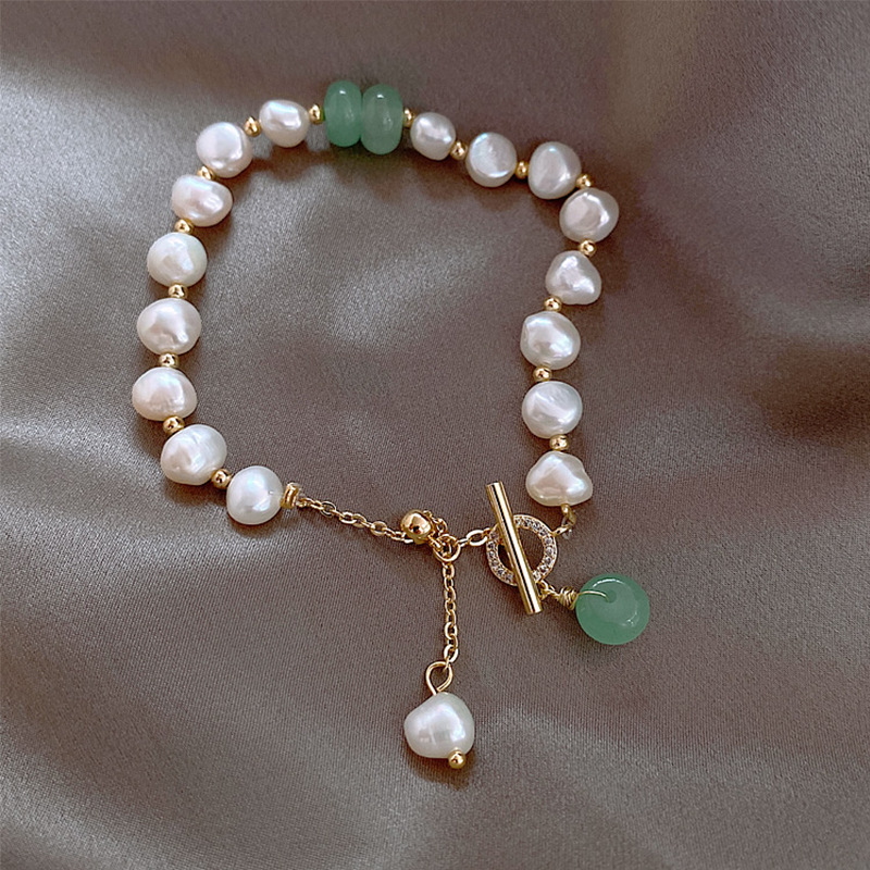 Baroque Contrast Color Pearl Buckle Bracelet Jewelry display picture 6
