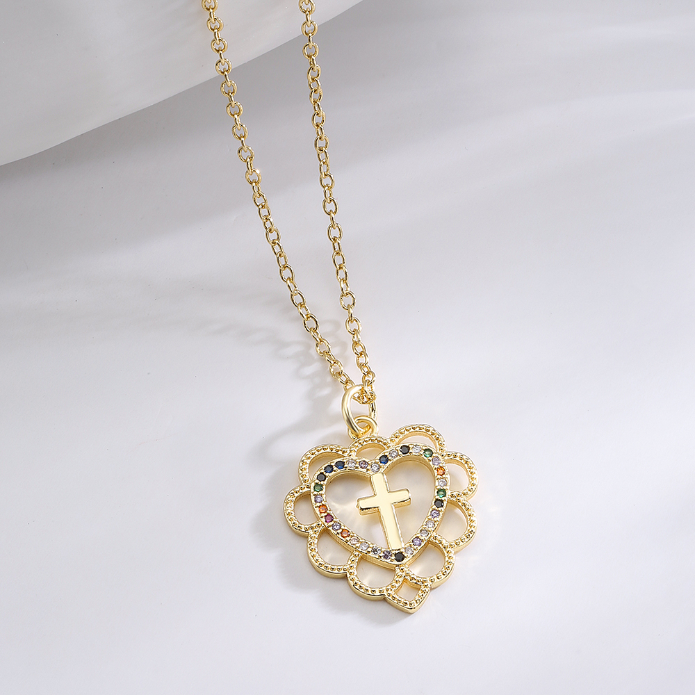 Fashion Cross Heart Shape Crown Copper Gold Plated Zircon Pendant Necklace 1 Piece display picture 3