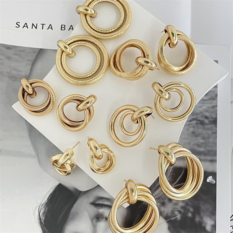 Classic Style Circle Metal Plating Women's Drop Earrings 1 Pair display picture 8