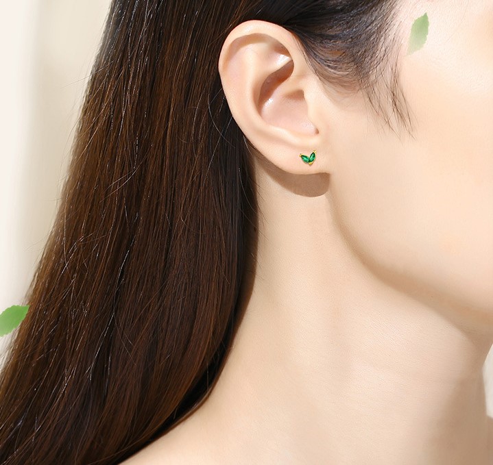 Simple Style Leaf Silver Plating Inlay Zircon Ear Studs 1 Pair display picture 3