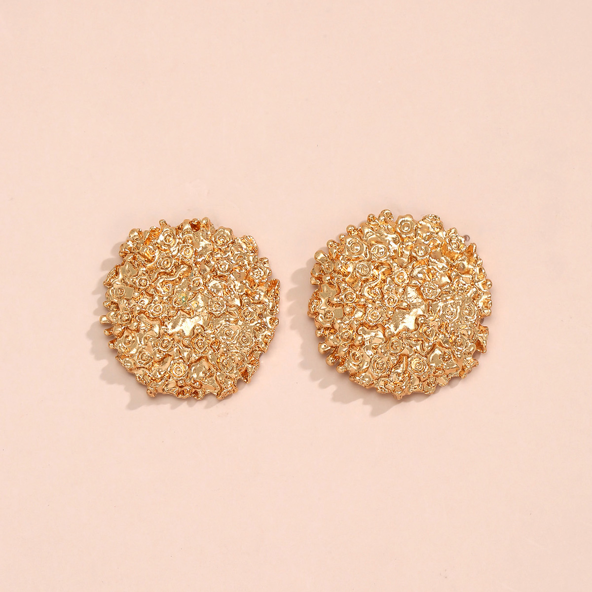 Wholesale Jewelry Elegant Streetwear Round Alloy Ear Studs display picture 2