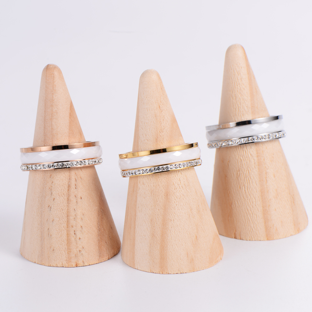 Luxurious Geometric Stainless Steel Ceramics Inlay Rhinestones Rings display picture 7