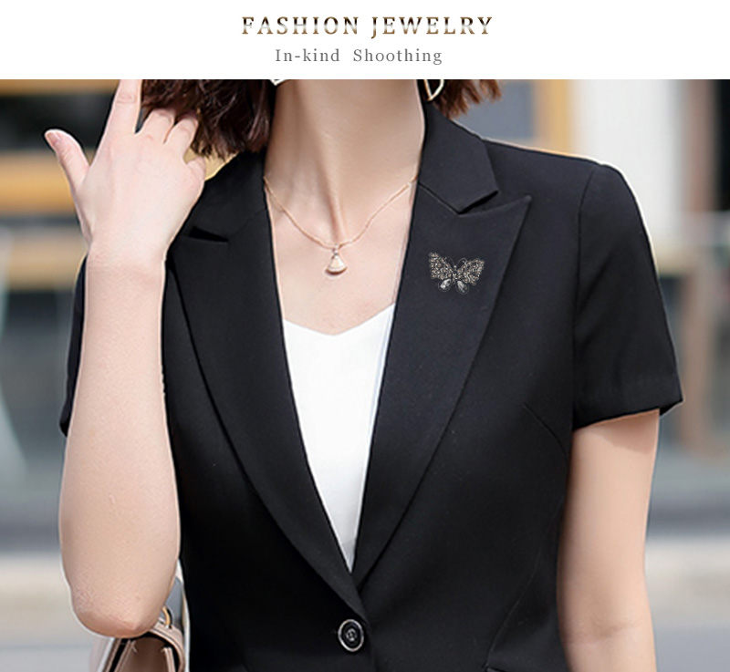 Luxurious Butterfly Alloy Inlay Rhinestones Glass Women's Brooches display picture 5