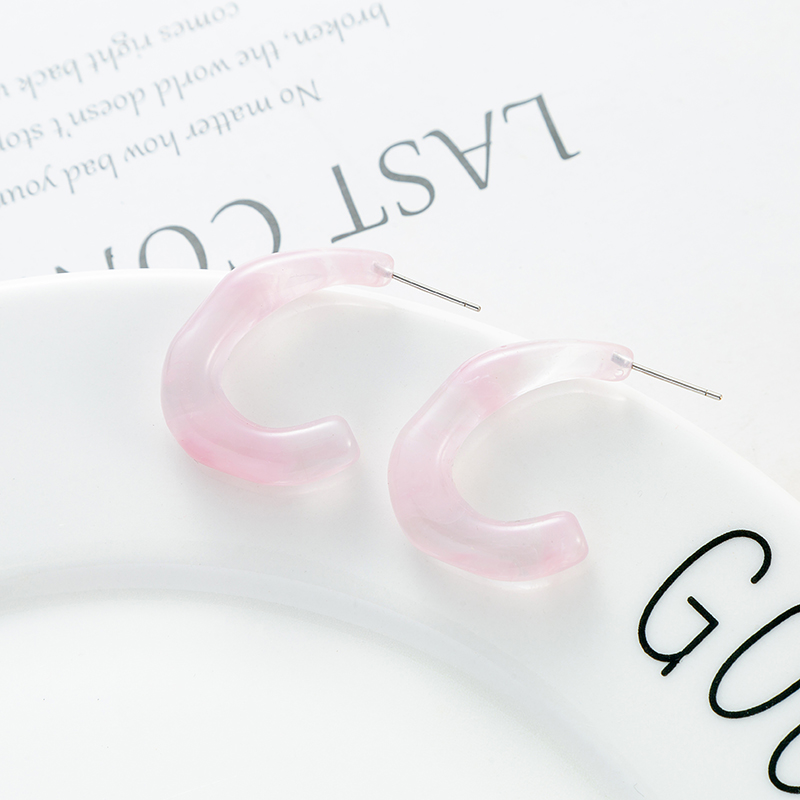 1 Pair Simple Style C Shape Irregular Polishing Resin Ear Studs display picture 4