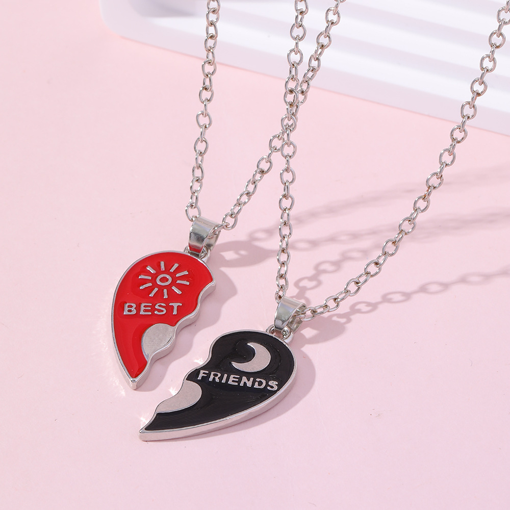 Fashion Sun Moon Heart Shape Alloy Enamel Couple Pendant Necklace 2 Piece Set display picture 5