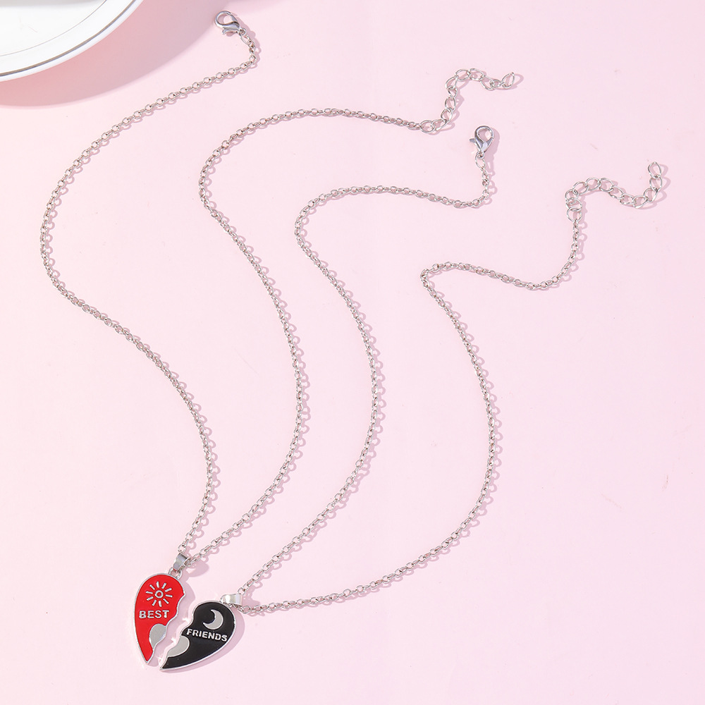Fashion Sun Moon Heart Shape Alloy Enamel Couple Pendant Necklace 2 Piece Set display picture 6