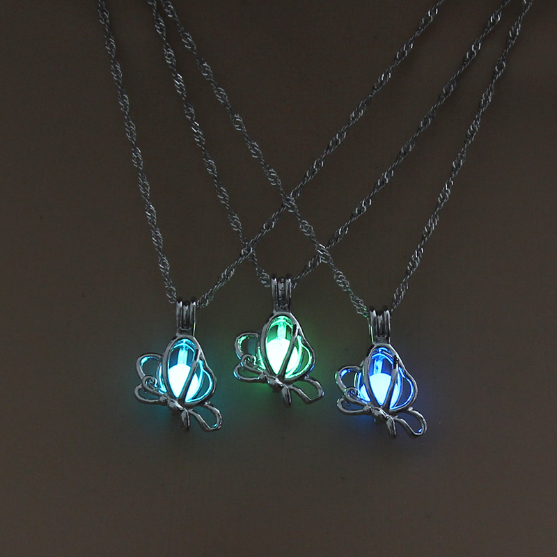 Fashion Cross Heart Shape Alloy Luminous Alloy Unisex Pendant Necklace 1 Piece display picture 6