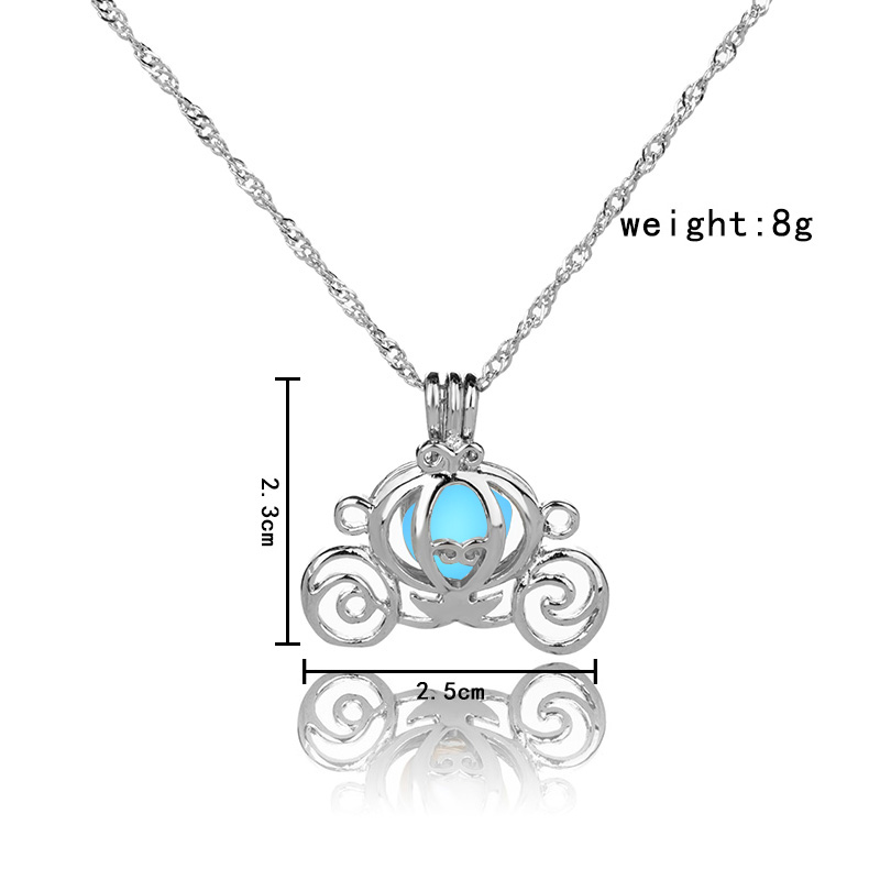 Fashion Cross Heart Shape Alloy Luminous Alloy Unisex Pendant Necklace 1 Piece display picture 11