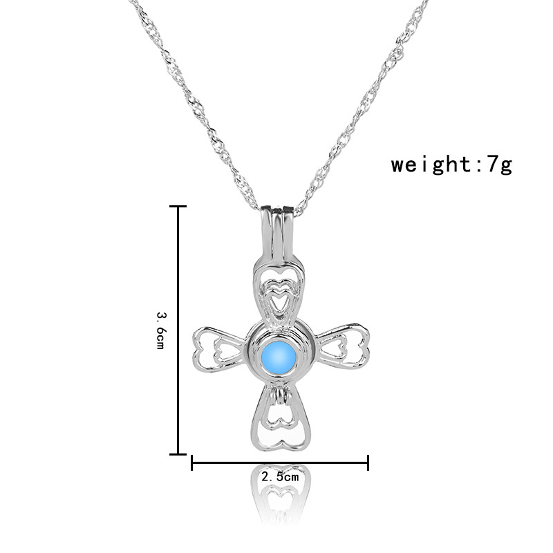 Fashion Cross Heart Shape Alloy Luminous Alloy Unisex Pendant Necklace 1 Piece display picture 16