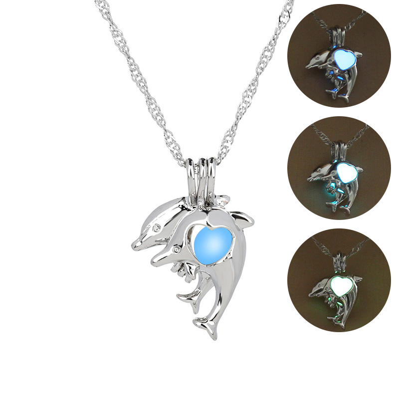 Fashion Cross Heart Shape Alloy Luminous Alloy Unisex Pendant Necklace 1 Piece display picture 25