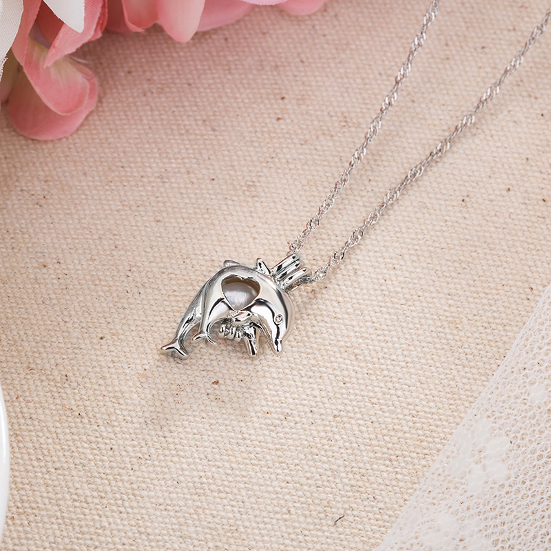 Fashion Cross Heart Shape Alloy Luminous Alloy Unisex Pendant Necklace 1 Piece display picture 26