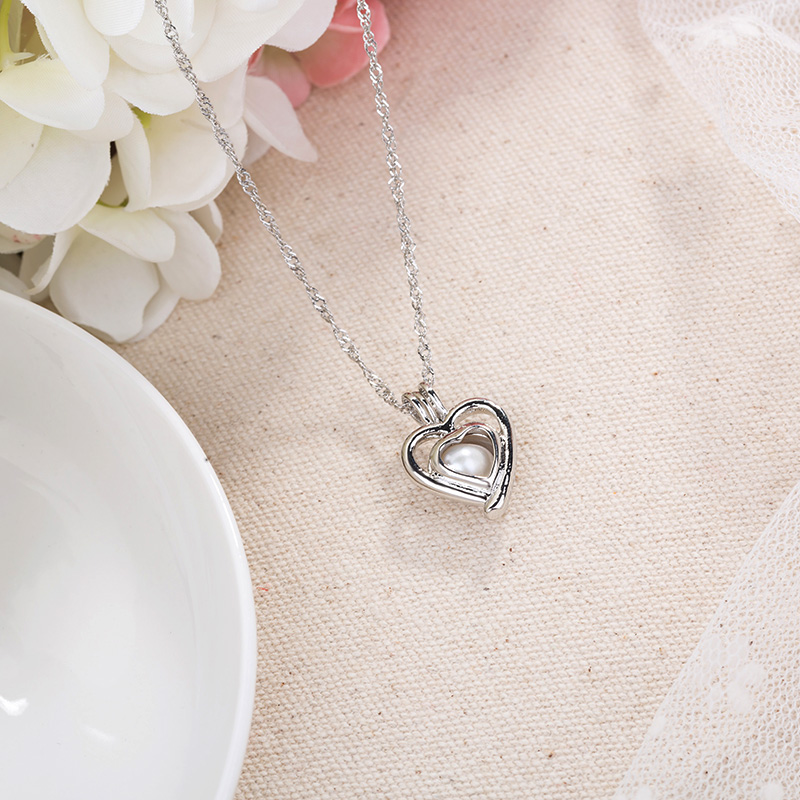 Fashion Heart Shape Alloy Luminous Unisex Pendant Necklace 1 Piece display picture 15