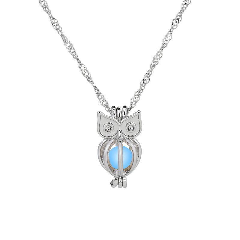 Fashion Heart Shape Alloy Luminous Unisex Pendant Necklace 1 Piece display picture 17