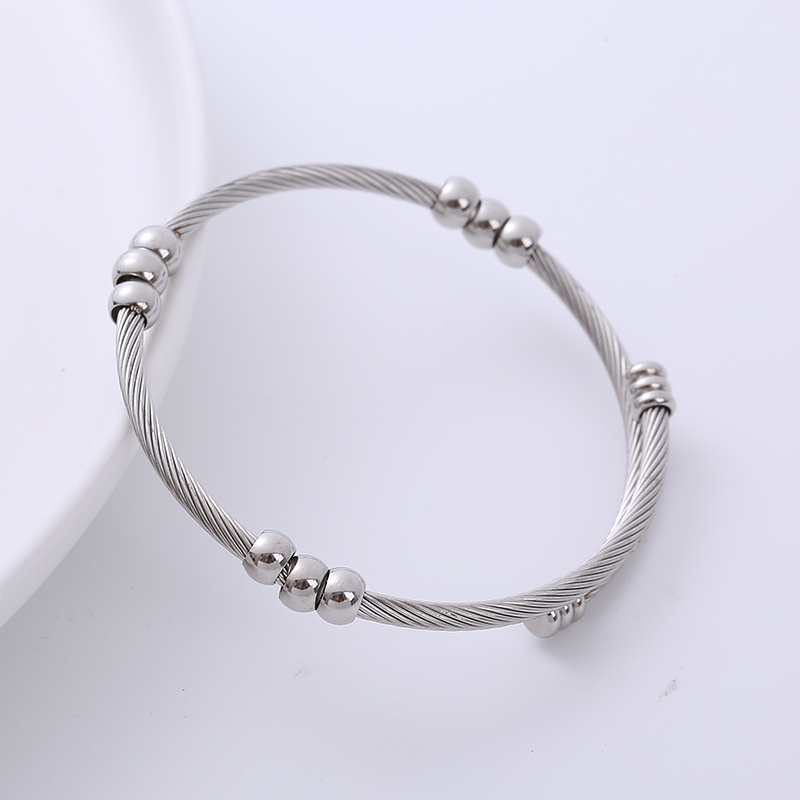 Fashion Geometric Stainless Steel Criss Cross Bangle 1 Piece display picture 5