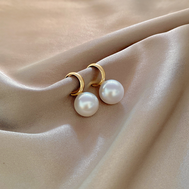 Style Simple Géométrique Alliage Placage Perles Artificielles Femmes Boucles D'oreilles 1 Paire display picture 2
