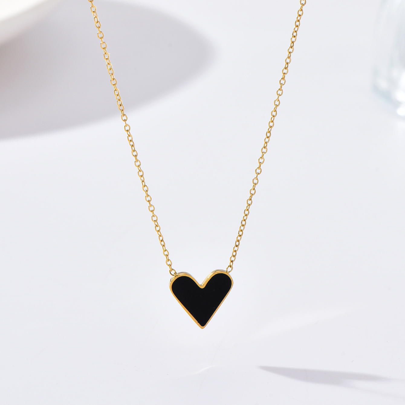 Fashion Heart Shape Stainless Steel Enamel Necklace display picture 1